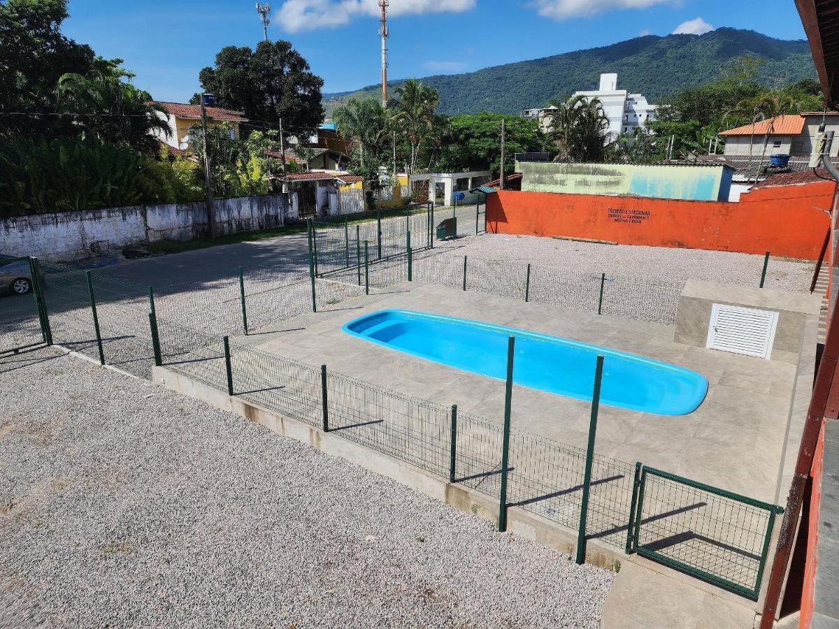 0001.05 - Maranduba - Apto - 2 Dormitorio - 8 Pessoas - 2 Quadras Do Mar - Piscina - Wi-Fi ウバトゥバ エクステリア 写真